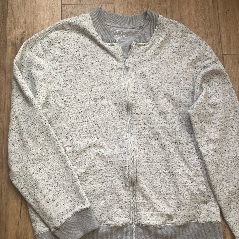 Simply Styled Men’s Gray Sweater/Jacket Size XL